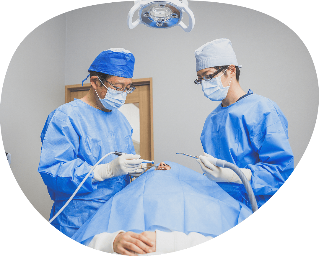 ICOI(国際インプラント学会)認定医が治療を担当